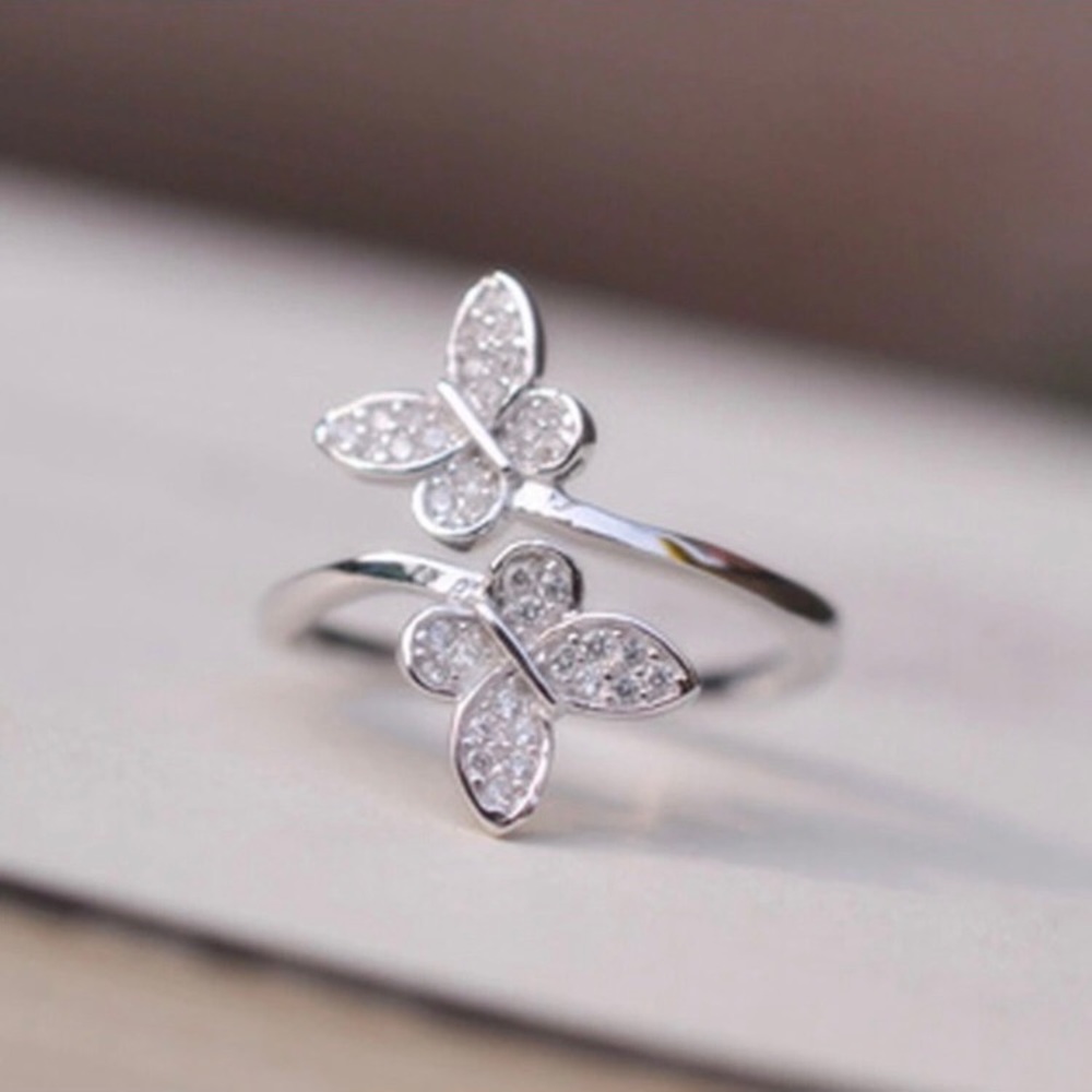 🦋BUTTERFLY💎💙💎RING ADJUSTABLE PERFECT GIFT OPEN - Picture 7 of 8